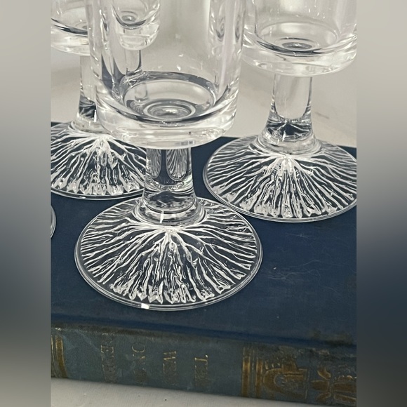 Vintage “Ice Bark” Tall Liqueur Glasses - Picture 10 of 11